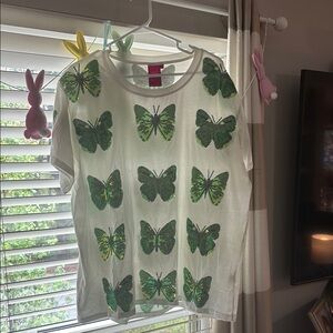 QUEEN OF SPARKLES Green and White Butterfly Tee